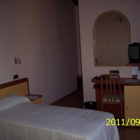 Villa Gioconda Resort Migliarino Luaran gambar